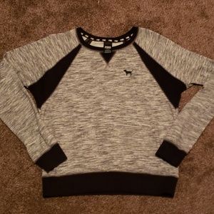 Vs pink crew neck size medium